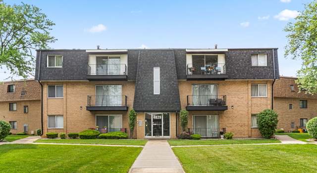 Photo of 4829 W 109th St #301, Oak Lawn, IL 60453