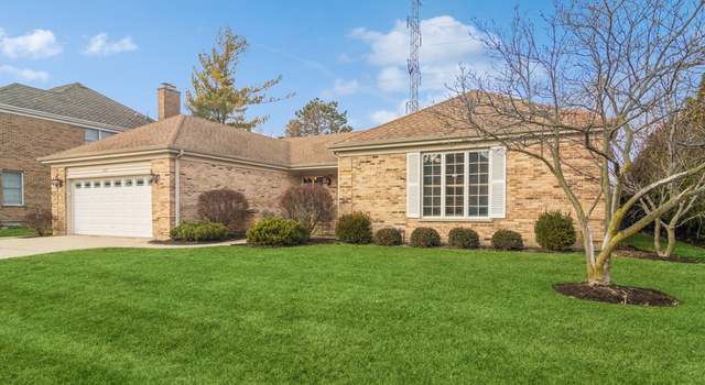 Photo of 2247 N Charter Point Dr, Arlington Heights, IL 60004