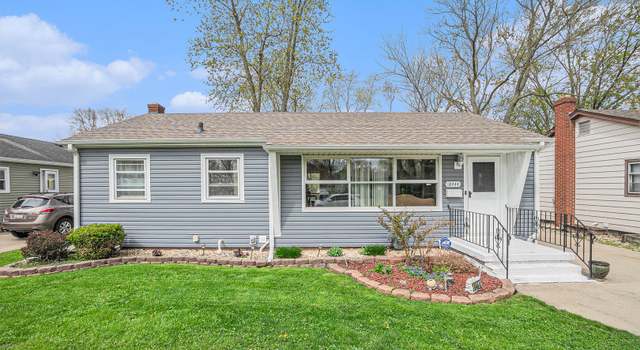 Photo of 18444 School St, Lansing, IL 60438
