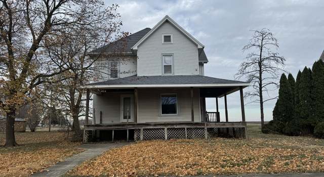 Photo of 409 E Hack St, Cullom, IL 60929