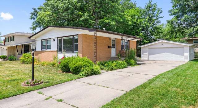 Photo of 240 N Park Dr, Glenwood, IL 60425