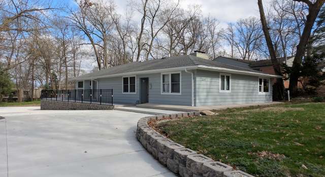 Photo of 225 Palm Ave, Rockford, IL 61107
