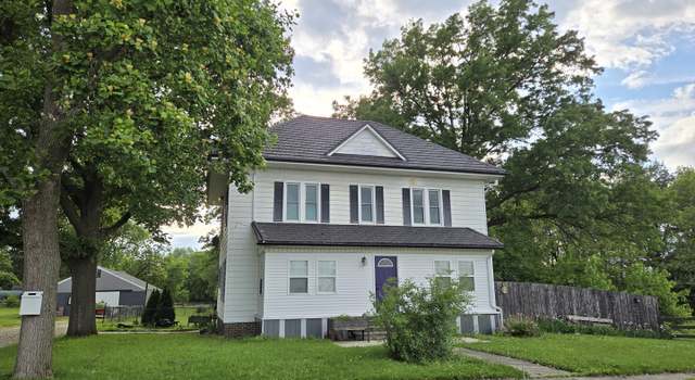 Photo of 101 4th St, Fisher, IL 61843