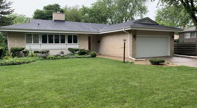 Photo of 908 Maple Rd, Flossmoor, IL 60422