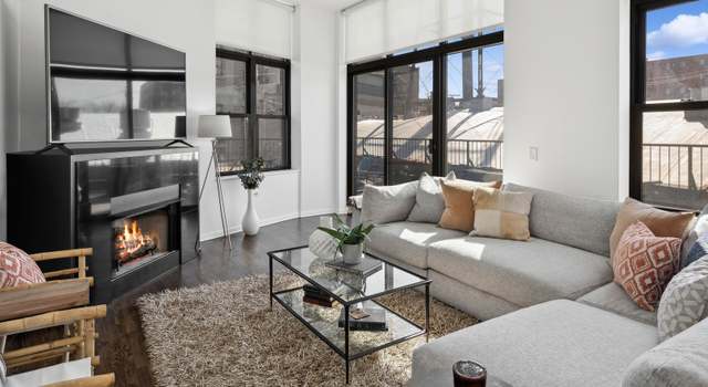 Photo of 3631 N Halsted St #208, Chicago, IL 60613