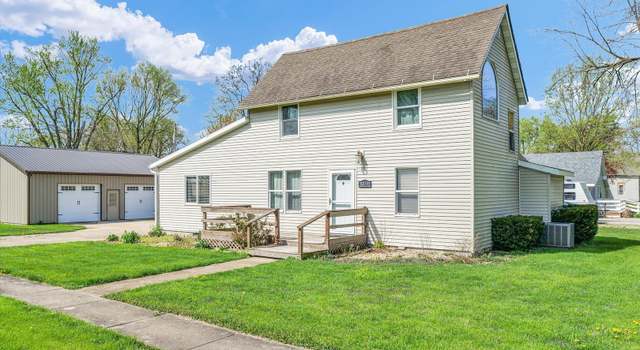 Photo of 209 N Vermilion Ave, Allerton, IL 61810