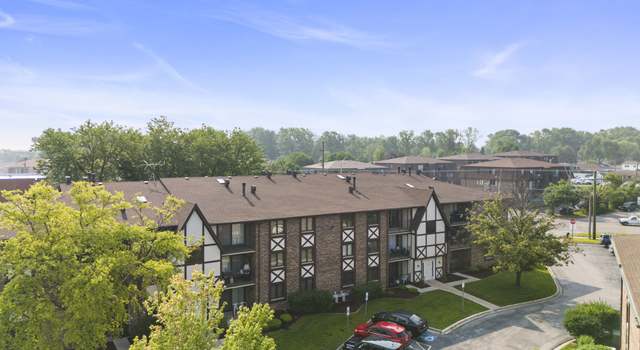 Photo of 10504 Ridge Cove Dr Unit 12D, Chicago Ridge, IL 60415