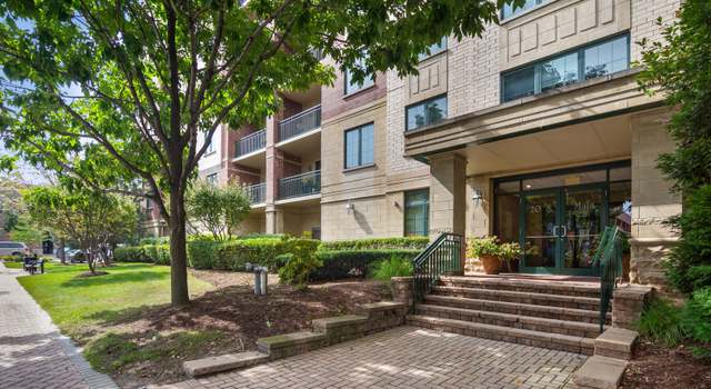 Photo of 20 S Main St #303, Mount Prospect, IL 60056