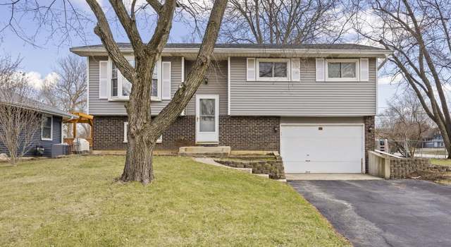 Photo of 0N231 Prince Crossing Rd, West Chicago, IL 60185