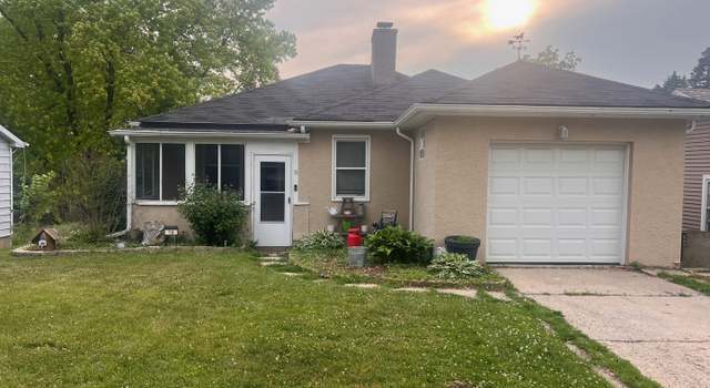 Photo of 16 S Lake Ave, Fox Lake, IL 60020
