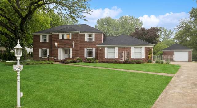 Photo of 24 Winthrop New Rd, Sugar Grove, IL 60554