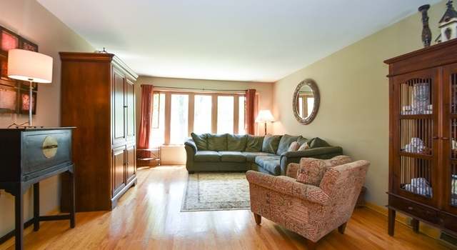 Photo of 17550 70th Ct, Tinley Park, IL 60477
