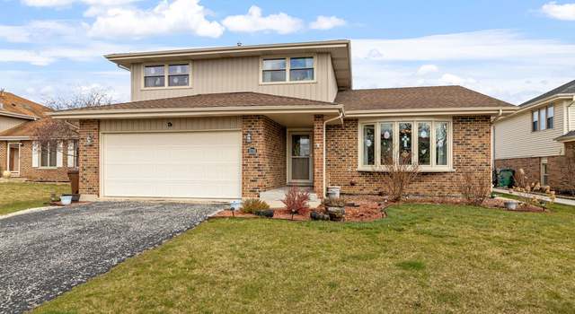 Photo of 8700 Carriage Ln, Tinley Park, IL 60487