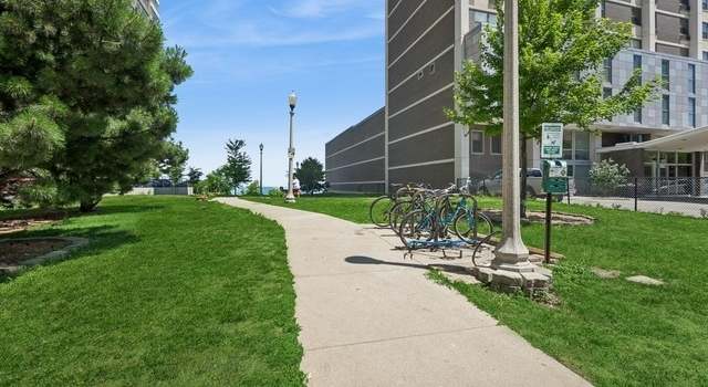 Photo of 6147 N Sheridan Rd Unit 5A, Chicago, IL 60660