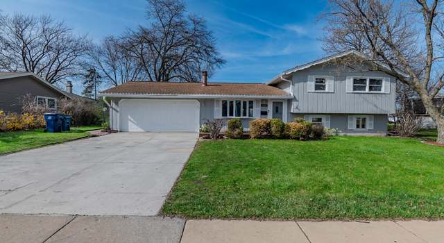 Photo of 1424 W Wise Rd, Schaumburg, IL 60193