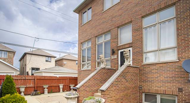 Photo of 6824 W 65th St #6, Chicago, IL 60638
