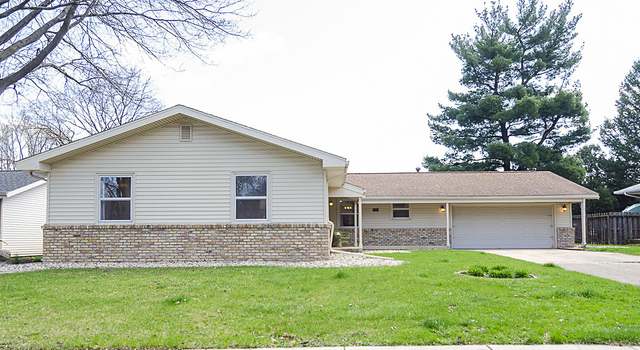 Photo of 2108 Lynwood Dr, Champaign, IL 61821