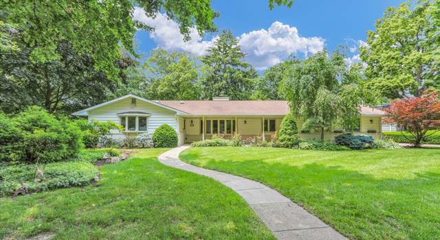 Photo of 1711 Ridge Rd, Champaign, IL 61821