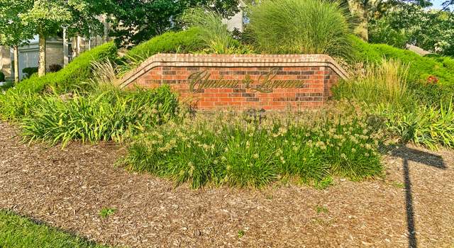 Photo of 68 Fontaine Ct, Bloomingdale, IL 60108