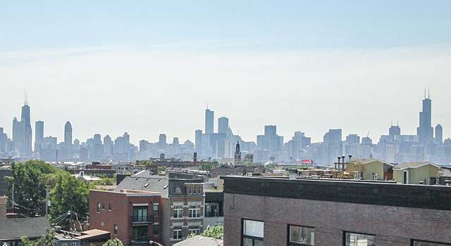 Photo of 1611 N Hermitage Ave #401, Chicago, IL 60622