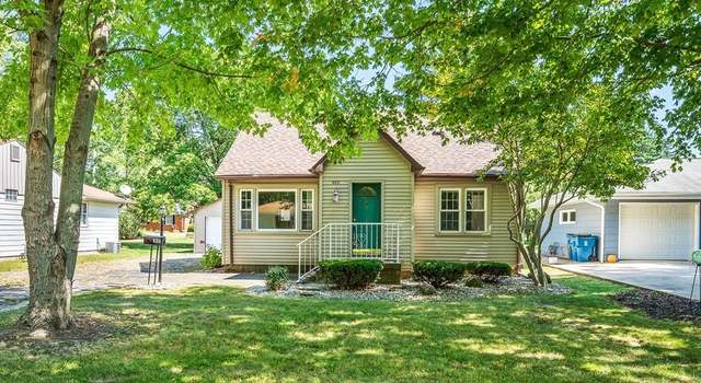 Photo of 920 S 5th St, Watseka, IL 60970