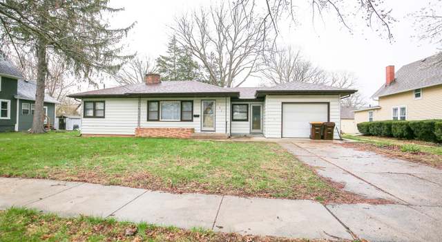 Photo of 907 S 5th St, Oregon, IL 61061