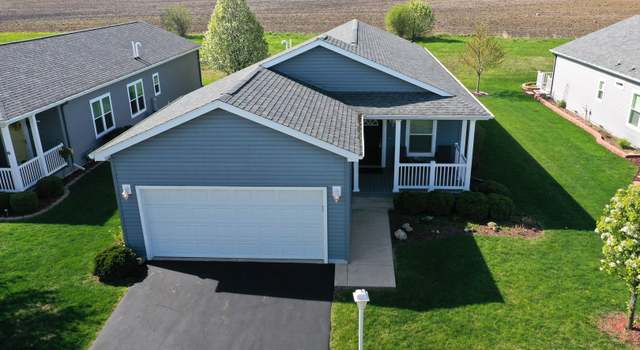Photo of 1493 Equestrian Dr, Grayslake, IL 60030
