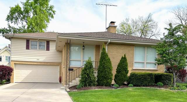 Photo of 209 E Union Ave, Wheaton, IL 60187