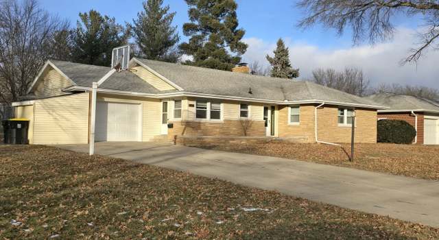 Photo of 204 W Lincoln St, Normal, IL 61761