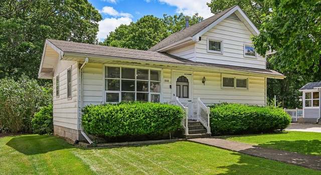 Photo of 112 N Union St, Newark, IL 60541