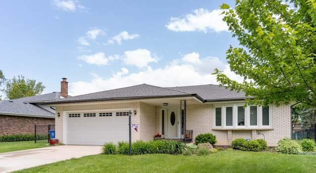 Photo of 323 S Leonard Ln, Arlington Heights, IL 60005