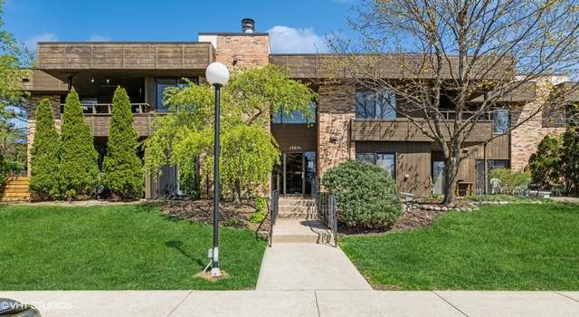 Photo of 1365 N Sterling Ave #203, Palatine, IL 60067
