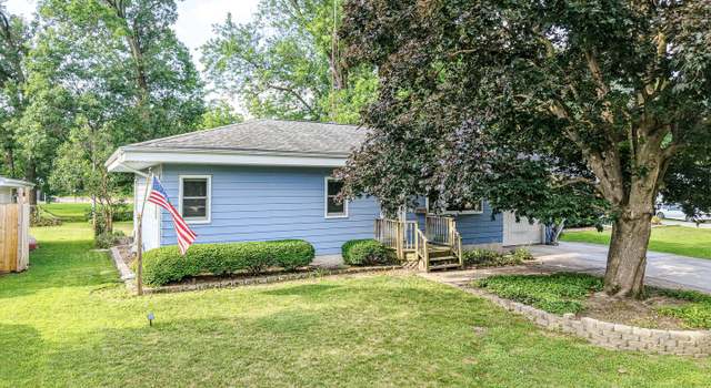 Photo of 416 Holly Ct, Genoa, IL 60135