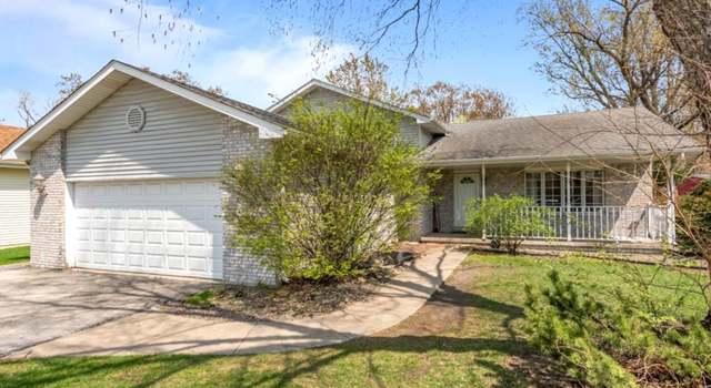Photo of 18043 Crystal Ln, Lansing, IL 60438