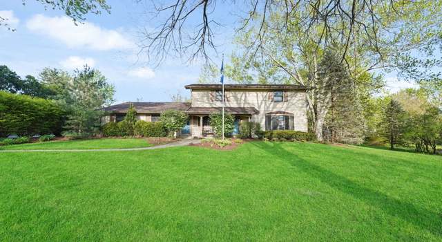 Photo of 227 Abbott Pl, Tower Lakes, IL 60010