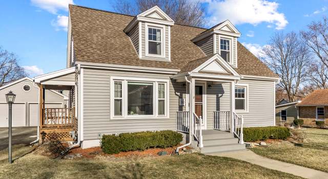 Photo of 32 Jayne St, Algonquin, IL 60102