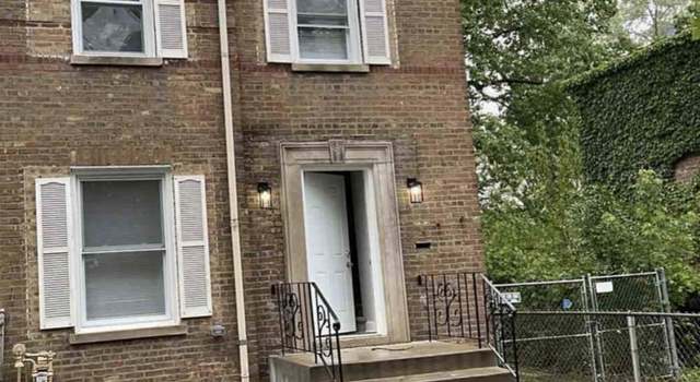 Photo of 2122 E 98th St, Chicago, IL 60617