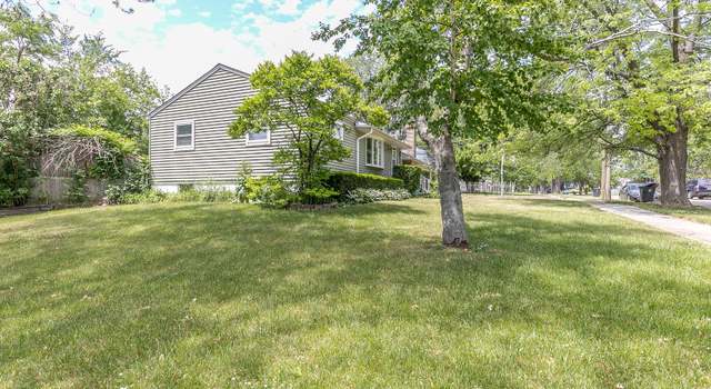 Photo of 2601 Iroquois Rd, Waukegan, IL 60087