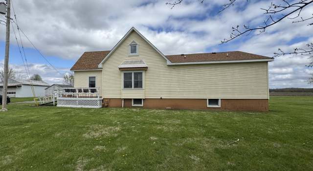 Photo of 820 Paris St, De Witt, IL 61735