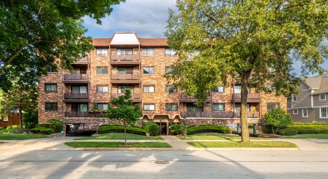 Photo of 121 S Vail Ave #504, Arlington Heights, IL 60005