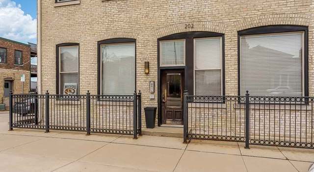 Photo of 202 N Madison St #3, Rockford, IL 61107