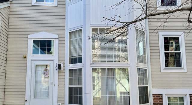 Photo of 307 Hidden Creek Ln #1, North Aurora, IL 60542