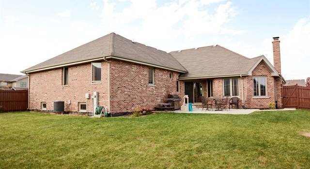 Photo of 19345 Hillside Dr, Tinley Park, IL 60487