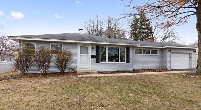 Photo of 3603 FREMONT St, Rolling Meadows, IL 60008