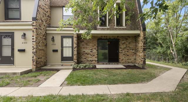 Photo of 2182 Country Club Dr #0, Woodridge, IL 60517