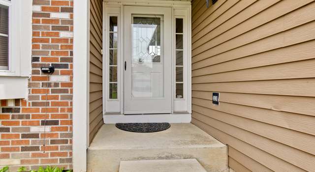 Photo of 377 Ascot Ln, Streamwood, IL 60107