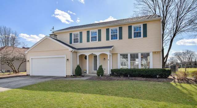 Photo of 2054 Dorset Dr, Wheaton, IL 60189