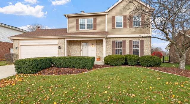 Property at 1908 Chippingham Rd, Woodridge, IL 60517, 3 beds, 2.5 baths