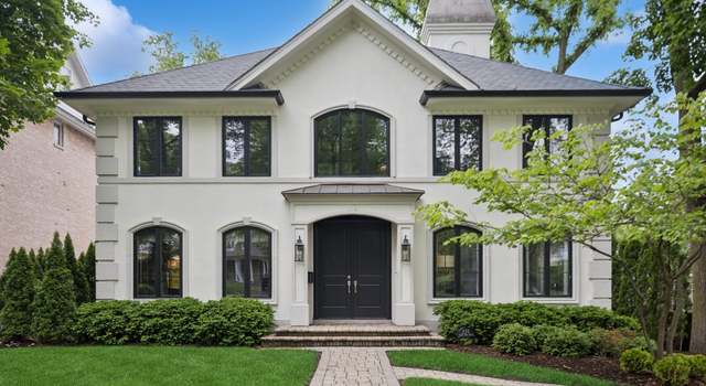 Photo of 226 N Vine St, Hinsdale, IL 60521