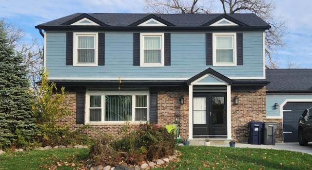 Photo of 35 Devonshire Cir, Elgin, IL 60123
